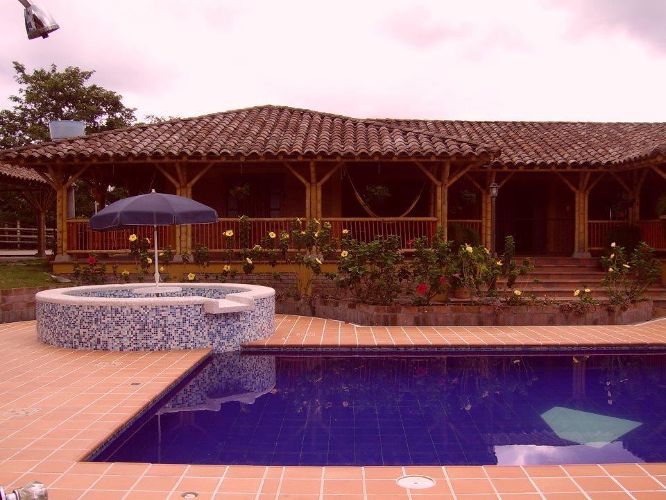 Finca El Diamante Villa Calarcá Eksteriør billede
